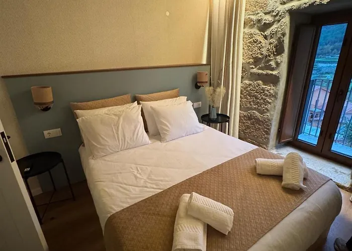 Casas Com Alma - O Palheiro - Geres Cabril (Villa Real)