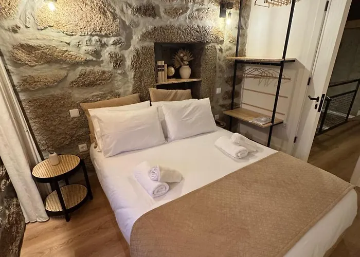 Casas Com Alma - O Palheiro - Geres * Cabril (Villa Real)